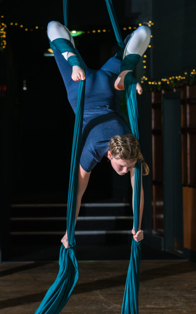 OLYMPUS DIGITAL CAMERA OLYMPUS DIGITAL CAMERA